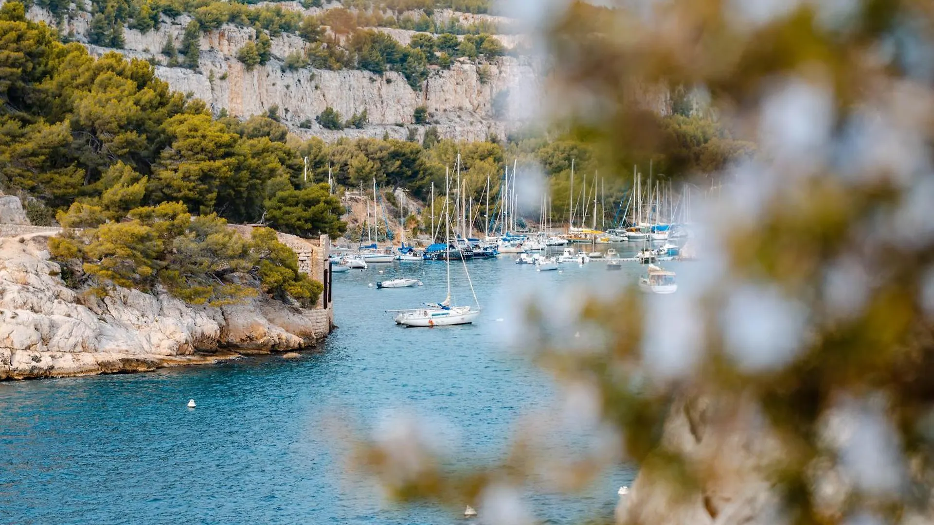 Superbe T2 Dans Villa Entre Calanques Et Colline Marseille 0*,  France